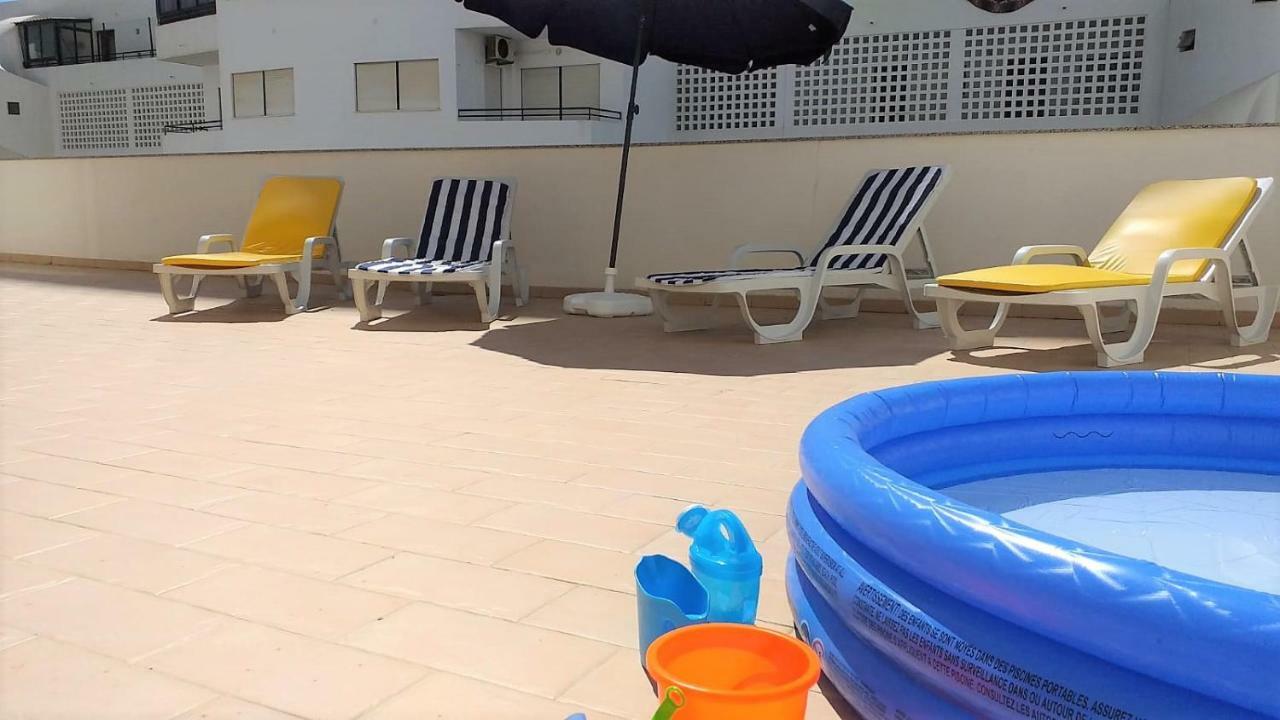 דירות קווארטיירה T2 Tahiti - Terraco, Familiar, Garagem, Wifi מראה חיצוני תמונה