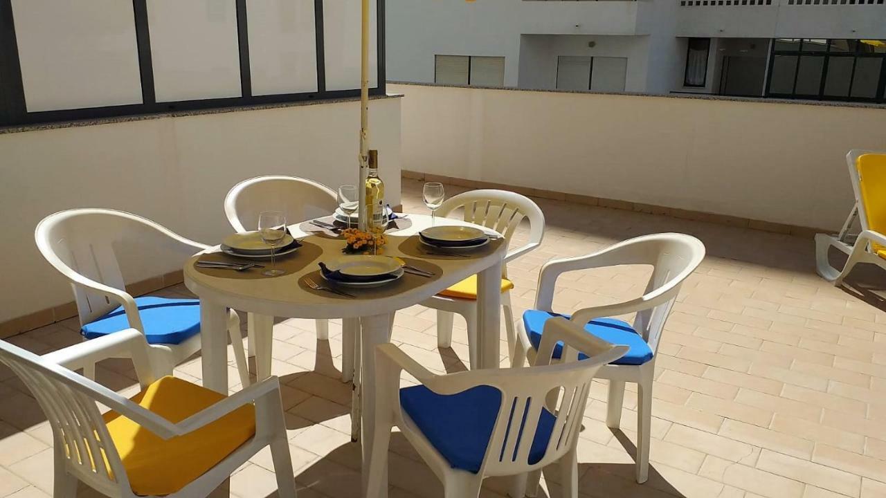 דירות קווארטיירה T2 Tahiti - Terraco, Familiar, Garagem, Wifi מראה חיצוני תמונה